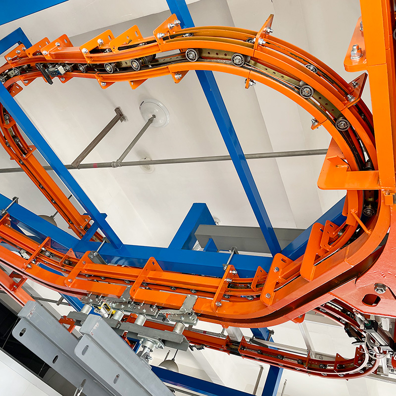 Suspension accumulation chain assembly line